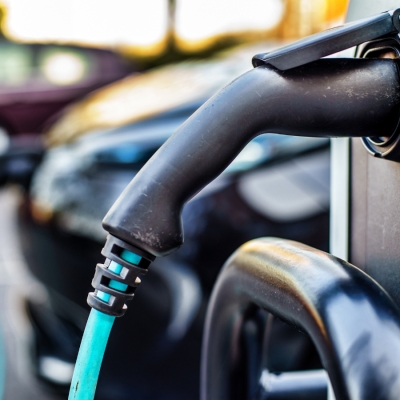 Choosing the right way to buy a vehicle for your business Related image