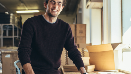 Sole trader v. limited company: Tax differences & savings (2025/26) image